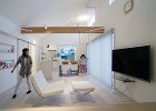 横浜の狭小ローコスト住宅　ブランコのある2階リビング