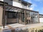 木目柄のタイルで まさにガーデンリビング　京都市