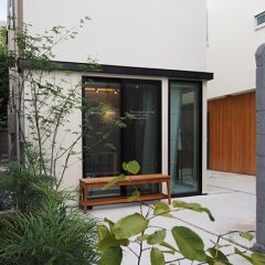 長屋建ての集合住宅