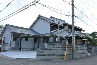 駐車場　外観　日本家屋　和風の家　奈良県　葛城市　リフォーム