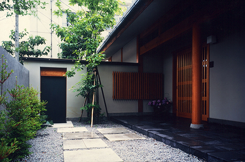 作品：住宅「目久美町の家」｜田中正夫建築...