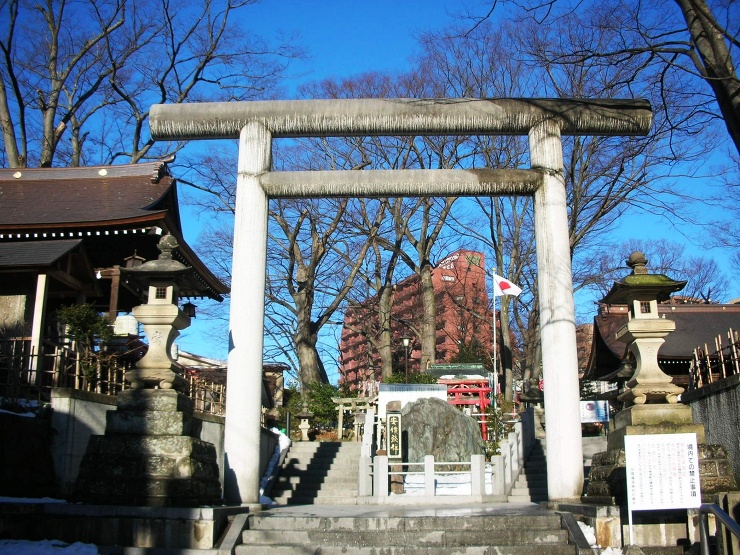 鳥居の清掃（郡山市）