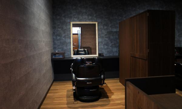 BARBER Re 理容室 [東海大学前] 店舗デザイン.COM